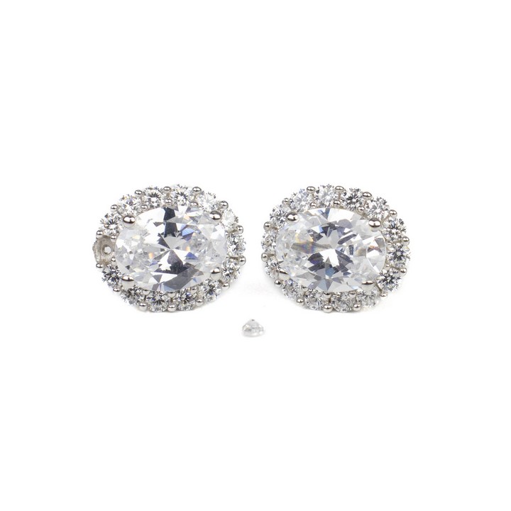 Silver Oval Clear Stone with Clear Stone Halo Stud Earrings (stone missing), 1.2x1cm, 3g