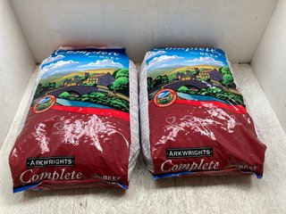 2 X ARKWRIGHTS COMPLETE WITH BEEF DRIED DOG FOOD PACKS 15KG BB: 07/25: LOCATION - A7