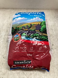 ARKWRIGHTS COMPLETE WITH BEEF DRIED DOG FOOD PACK 15KG BB: 07/25: LOCATION - A7