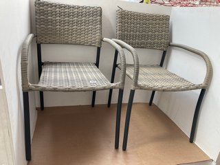 SET OF 2 PLASTIC WICKER GARDEN CHAIRS IN LIGHT BROWN: LOCATION - A13