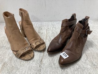 2 X ASSORTED WOMENS SHOES TO INCLUDE RIVER ISLAND SUEDE CUT OUT BACK SIDE ZIP UP HEELS IN LIGHT BROWN SIZE: 8: LOCATION - A17