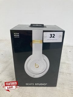 BEATS STUDIO 3 ACTIVE NOISE CANCELLING EARPHONES RRP - £139: LOCATION - WHITE BOOTH