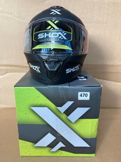 SHOX COMMANDS SOLID MOTORCYCLE HELMET IN BLACK SIZE: M: LOCATION - B11