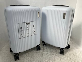 2 X LUGG LIGHTWEIGHT TRAVEL CASES IN PEARL: LOCATION - B5