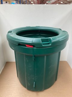 HAY-LO LARGE PLASTIC CONTAINER IN GREEN: LOCATION - C6