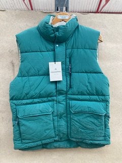 CRAGHOPPER BURREN PADDED VEST IN EVERGREEN SIZE: L RRP - £125: LOCATION - C7