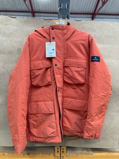 CRAGHOPPER SHORES JACKET IN RED CLAY SIZE: XL RRP - £240: LOCATION - C8