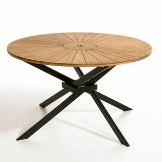 AM.PM JAKTA ROUND ACACIA GARDEN TABLE. RRP - £475: LOCATION - B3