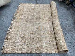 LA REDOUTE INTERIEURS RUG. SIZE: 200X290CM. RRP - £475: LOCATION - B4