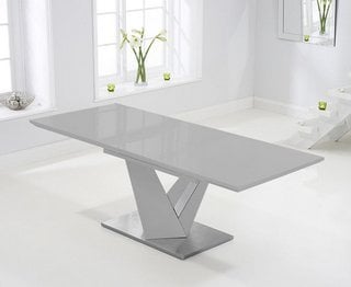 SANTINO HIGH GLOSS 160-220 EXT LIGHT GREY TABLE - RRP £899: LOCATION - D1