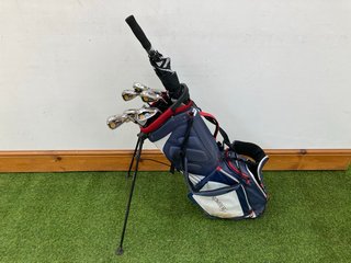 STROMBERG GOLF BAG IN BLUE GREY & RED WITH GOLF UMBRELLA & QTY OF ASSORTED CLUBS: LOCATION - C1