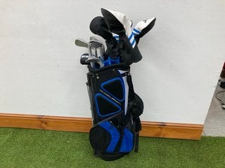 RIFE GOLF BAG IN BLUE & BLACK TO INCLUDE QTY OF ASSORTED GOLF CLUBS: LOCATION - C1