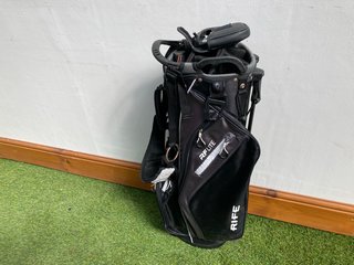 RIFE GOLF BAG IN GREY & BLACK: LOCATION - C2