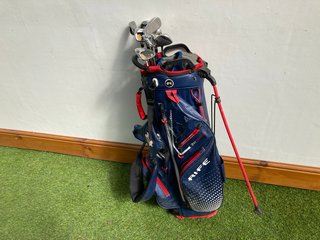 RIFE GOLF BAG IN RED WHITE & BLUE TO INCLUDE QTY OF ASSORTED GOLF CLUBS: LOCATION - C2