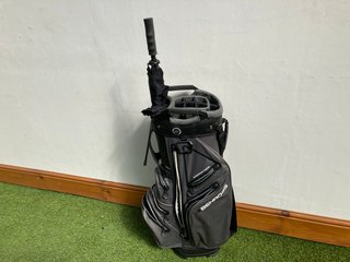 BENROSS GOLF BAG IN GREY & BLACK TO INCLUDE GOLF UMBRELLA: LOCATION - C2