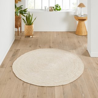 LA REDOUTE INTERIEURS AFTAS ROUND BLEACHED JUTE RUG. SIZE: DIAMETER 160CM. RRP - £160: LOCATION - C6