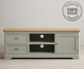 BRAMPTON/LINTON/BRIDSTOW SOFT GREEN SUPER WIDE TV CABINET - RRP £479: LOCATION - D2