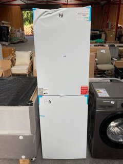 HOOVER FRIDGE FREEZER: MODEL HOCT3L517EWK-1 - RRP £299: LOCATION - B6