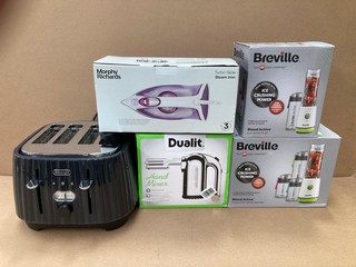 QTY OF ASSORTED KITCHEN APPLIANCES TO INCLUDE BREVILLE BLEND ACTIVE BLENDER: LOCATION - BR4