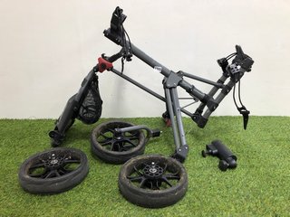 BENROSS SLIDER 3 WHEEL PUSH ALONG GOLF TROLLY: LOCATION - CR1