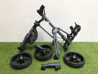 BENROSS SLIDER 3 WHEEL PUSH ALONG GOLF TROLLY: LOCATION - CR1