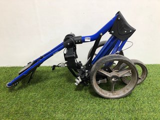 BENROSS SLIDER 3 WHEEL PUSH ALONG GOLF TROLLY: LOCATION - CR1