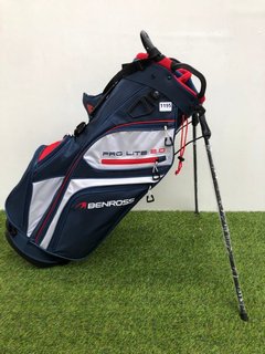 BENROSS GOLF BAG IN RED WHITE & BLACK: LOCATION - CR4