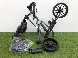 BENROSS SLIDER 3 WHEEL PUSH ALONG GOLF TROLLY: LOCATION - CR4