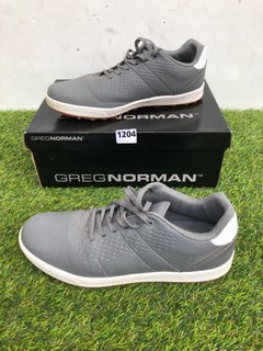 GREG NORMAN BANDIT GOLF SHOES IN GREY & WHITE SIZE : UK11: LOCATION - CR5