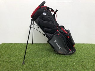 STROMBERG GOLF BAG IN RED GREY & BLACK: LOCATION - CR6