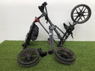 BENROSS SLIDER 3 WHEEL PUSH ALONG GOLF TROLLY: LOCATION - CR6