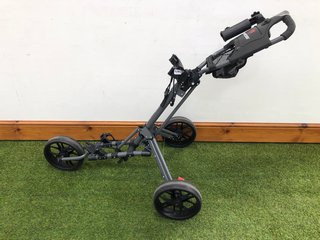 BENROSS SLIDER 3 WHEEL PUSH ALONG GOLF TROLLY: LOCATION - C2