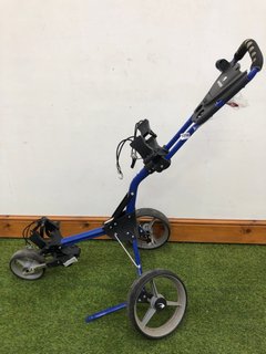 BENROSS SLIDER 3 WHEEL PUSH ALONG GOLF TROLLY: LOCATION - C3