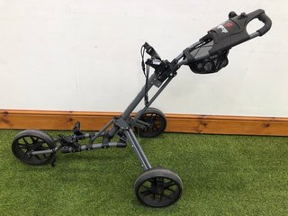 BENROSS SLIDER 3 WHEEL PUSH ALONG GOLF TROLLY: LOCATION - C3