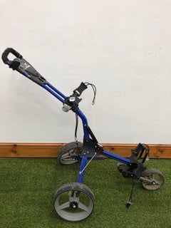 BENROSS 3 WHEEL PUSH ALONG GOLF TROLLY: LOCATION - C3