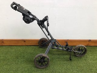 BENROSS SLIDER 3 WHEEL PUSH ALONG GOLF TROLLY: LOCATION - C3