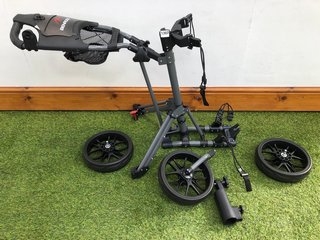 BENROSS SLIDER 3 WHEEL PUSH ALONG GOLF TROLLY: LOCATION - C3