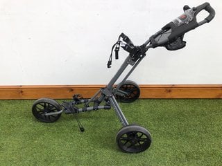 BENROSS SLIDER 3 WHEEL PUSH ALONG GOLF TROLLY: LOCATION - C3