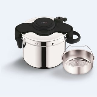 TEFAL CLIPSOMINUT EASY PRESSURE COOKER. SIZE: 7.5 LITRES. RRP - £184: LOCATION - C6