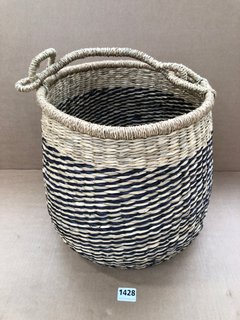 LA REDOUTE WOVEN BASKET IN NATURAL & BLACK: LOCATION - C6