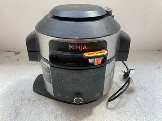 NINJA COMBI OVEN: LOCATION - BR6