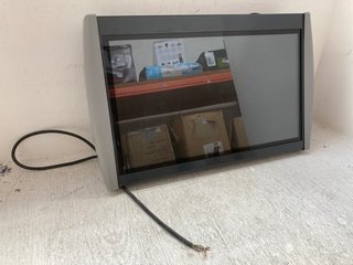 22'' TOUCH SCREEN MONITOR: LOCATION - BR6