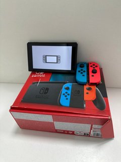 NINTENDO SWITCH 64GB GAMES CONSOLE IN REN & BLUE: MODEL NO HAC-001 (-01, WITH BOX & ALL ACCESSORIES) [JPTM121490] THIS PRODUCT IS FULLY FUNCTIONAL AND IS PART OF OUR PREMIUM TECH AND ELECTRONICS RANG