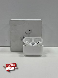 APPLE AIRPOD PROS (2ND GENERATION, MAGSAFE) WIRELESS EARPHONES (ORIGINAL RRP - £229) IN WHITE: MODEL NO A3047 (WITH BOX, VERY GOOD COSMETIC CONDITION) [JPTM122524] THIS PRODUCT IS FULLY FUNCTIONAL AN