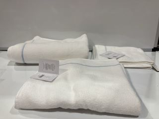 QTY OF ASSORTED ITEMS OF THE WHITE COMPANY TO INCLUDE COTTON BATH TOWEL WHITE/BLUE TOTAL RRP £100