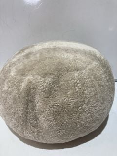 THE WHITE COMPANY COSY SHEEPSKIN POUFFE H35 X W60 X L60CM RRP £325