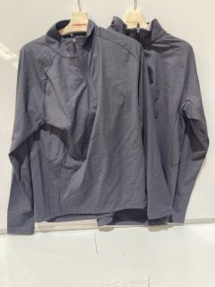 QTY OF ASSORTED CLOTHING ITEMS TO INCLUDE MONDETTA OUTDOOR PROJECT MEDIUM GREY JACKET