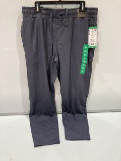 QTY OF ASSORTED CLOTHING ITEMS TO INCLUDE MONDETTA OUTDOOR PROJECT EXTRA LARGE GREY SLIM FIT PANT