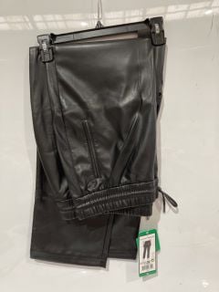 QTY OF ASSORTED CLOTHING ITEMS TO INCLUDE HILARY RADLEY EXTRA LARGE BLACK LEATHER BOTTOMS