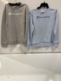 QTY OF ASSORTED CLOTHING ITEMS TO INCLUDE CHAMPION ELITE LARGE 11/12 GREY YOUTH CREWNECK AND SHORTS